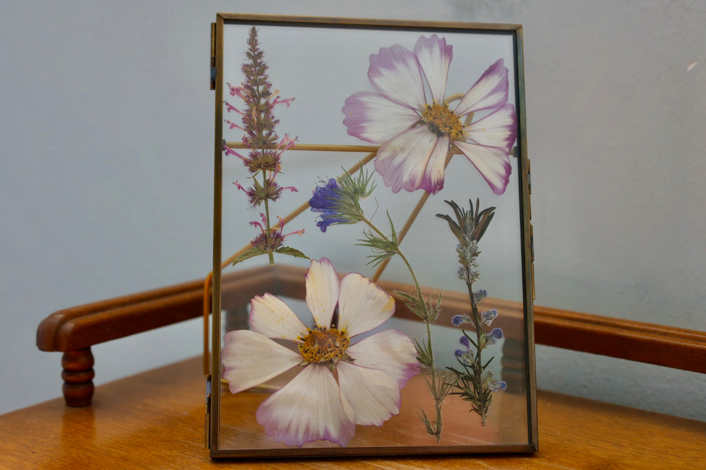 Pressed Flower Frame with Real Flowers in Antique Brass, 5"x7"