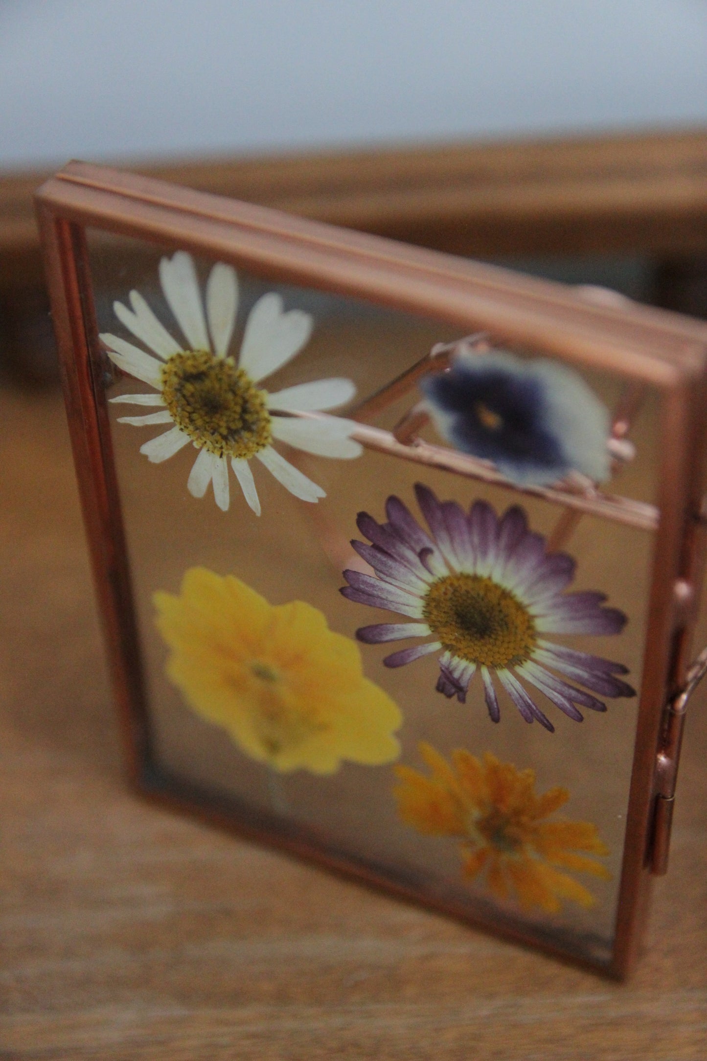 Real Pressed Flowers, Rose Gold Frame, 3"x4"
