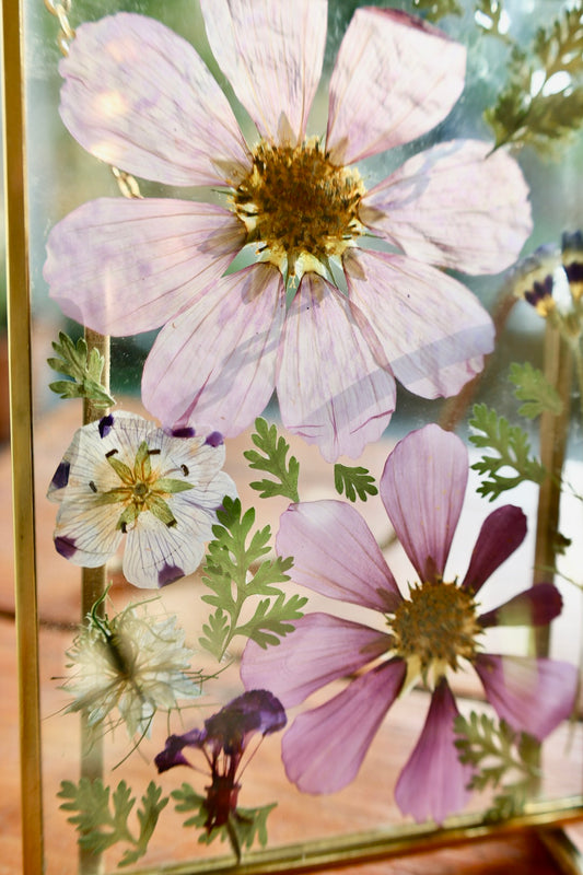 Pressed Flower Art in Gold Frame with Chain, 4"x6"